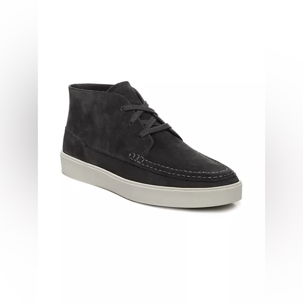 Vince
Men's Tacoma Chukka Sneakers